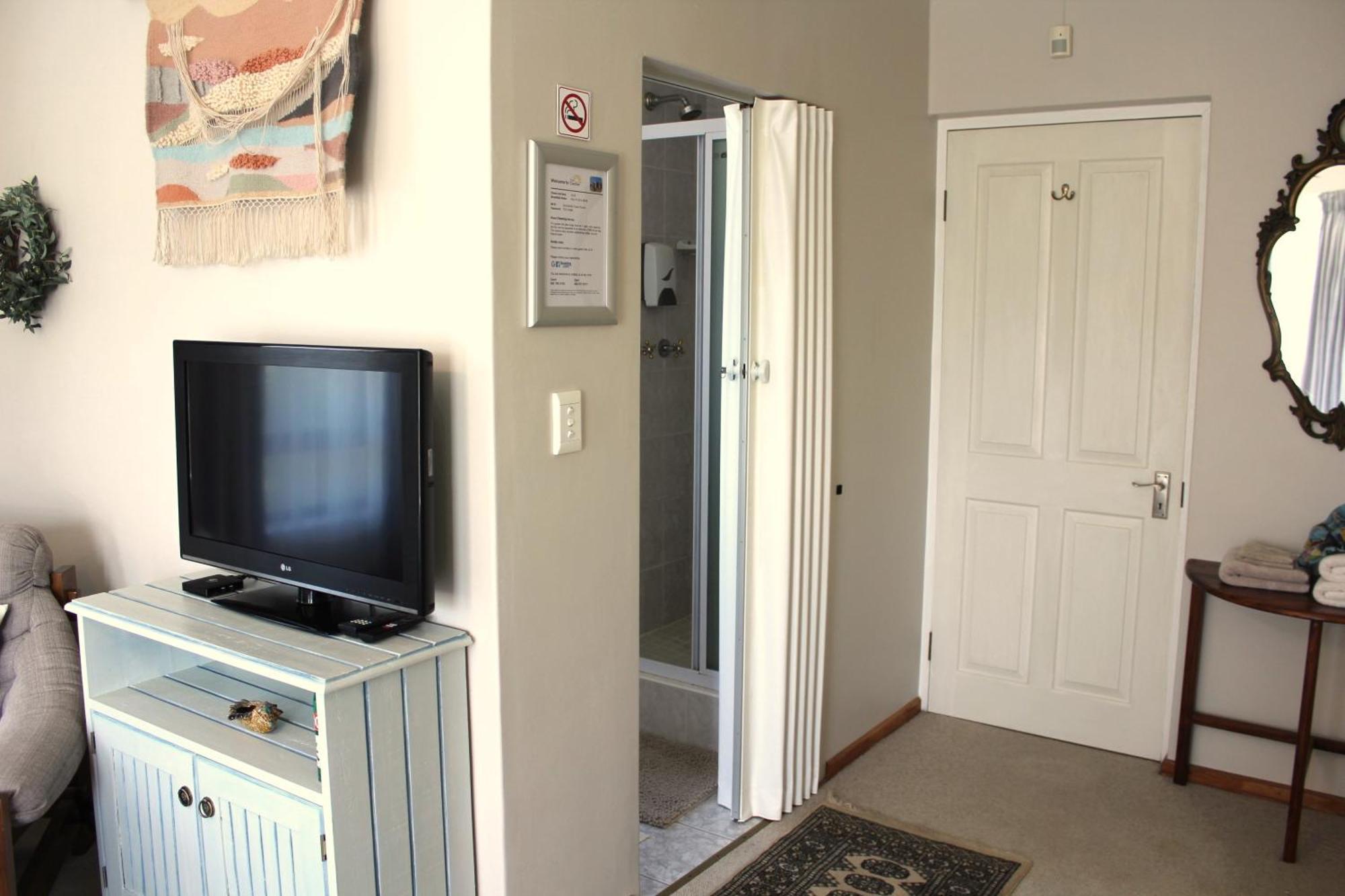 The Sun Catcher Bed & Breakfast Struisbaai Room photo
